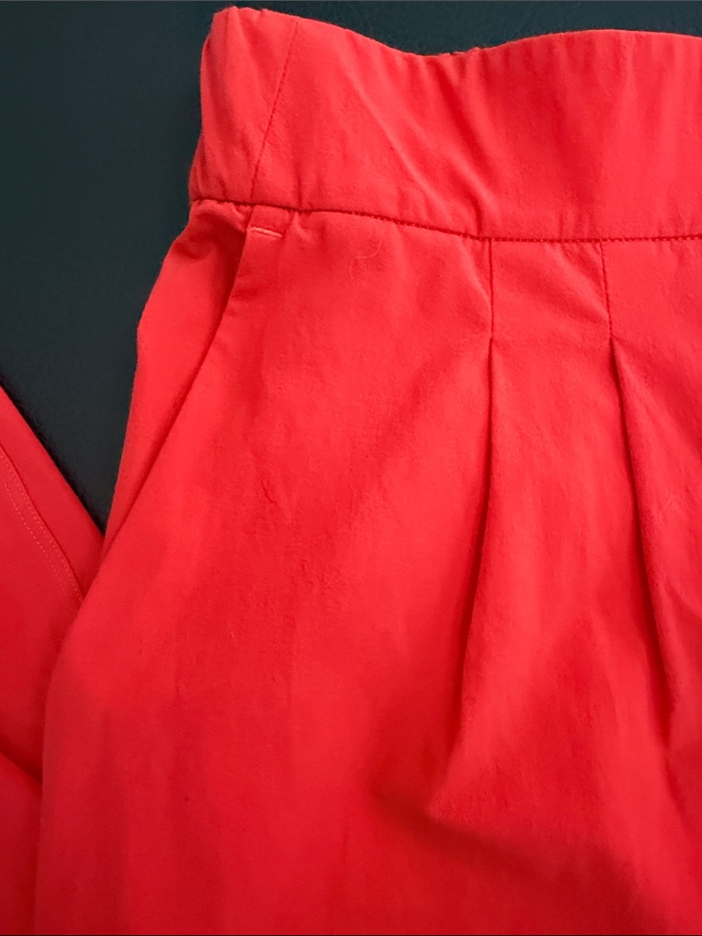 Lululemon Red Crop Pant Elastic Waist - Picture 5 of 10